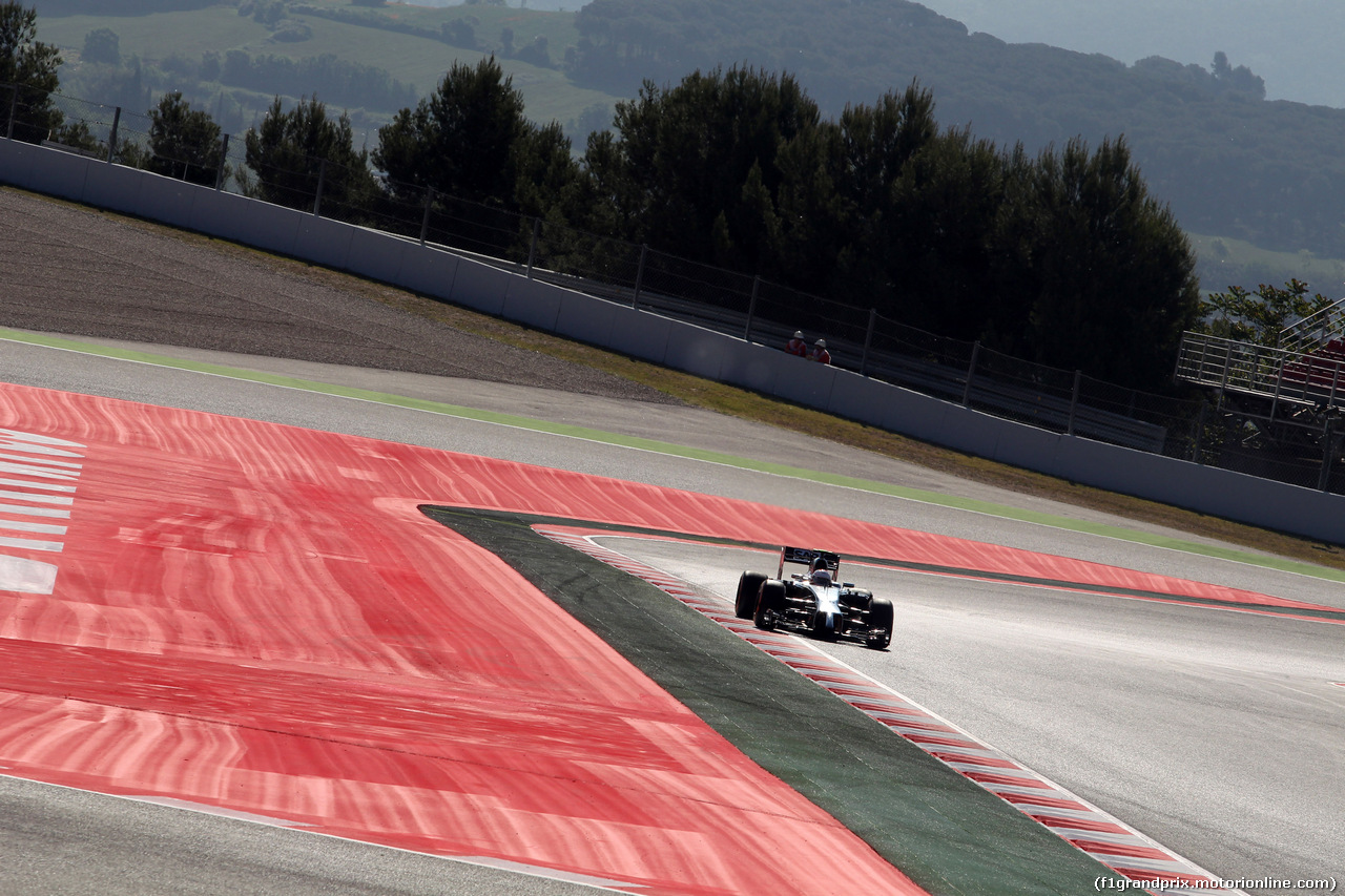 GP SPAGNA, 09.05.2014- Prove Libere 1, Kevin Magnussen (DEN) McLaren Mercedes MP4-29