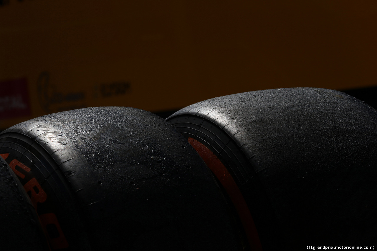 GP SPAGNA, 09.05.2014- Prove Libere 2, Pirelli Tyres