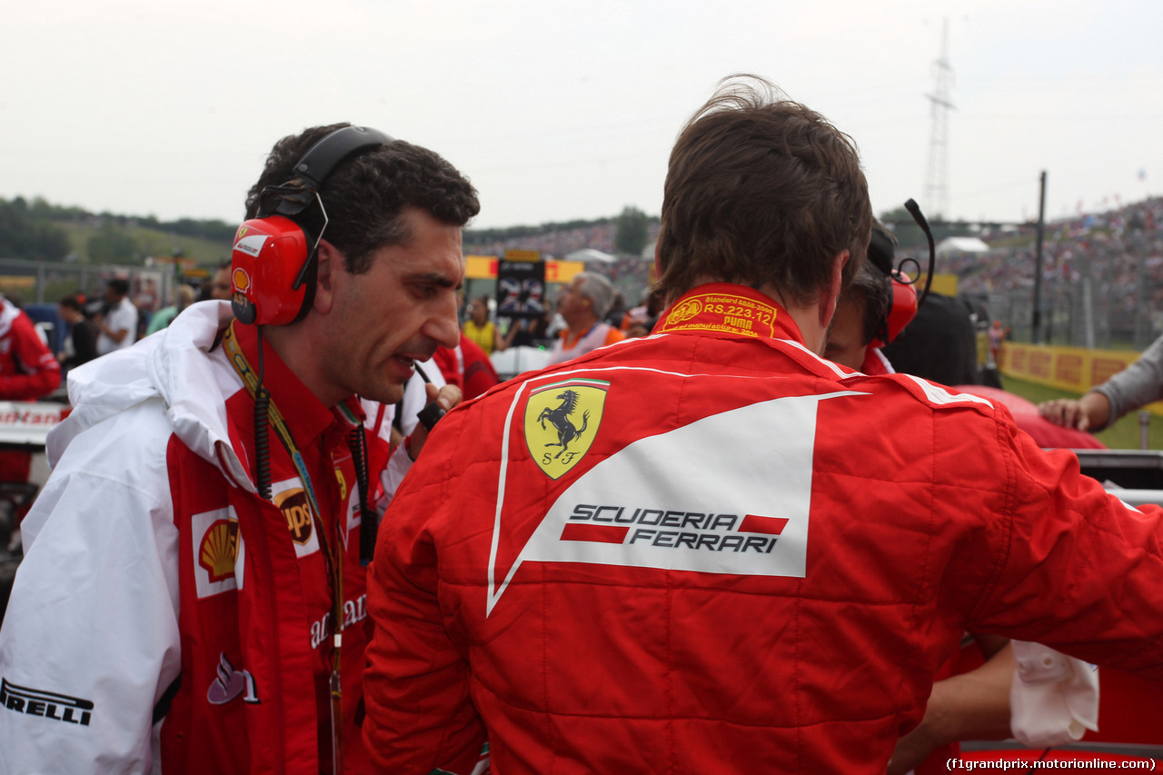 GP UNGHERIA, 27.07.2014- Gara, Andrea Stella (ITA) Ferrari race Engineer e Fernando Alonso (ESP) Ferrari F14-T