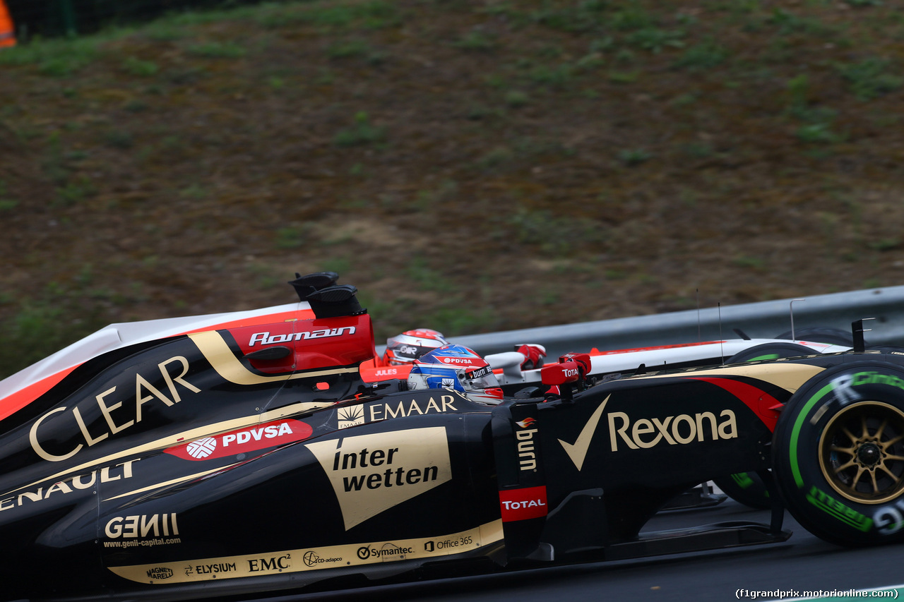 GP UNGHERIA, 27.07.2014- Gara, Romain Grosjean (FRA) Lotus F1 Team E22 e Jules Bianchi (FRA) Marussia F1 Team MR03