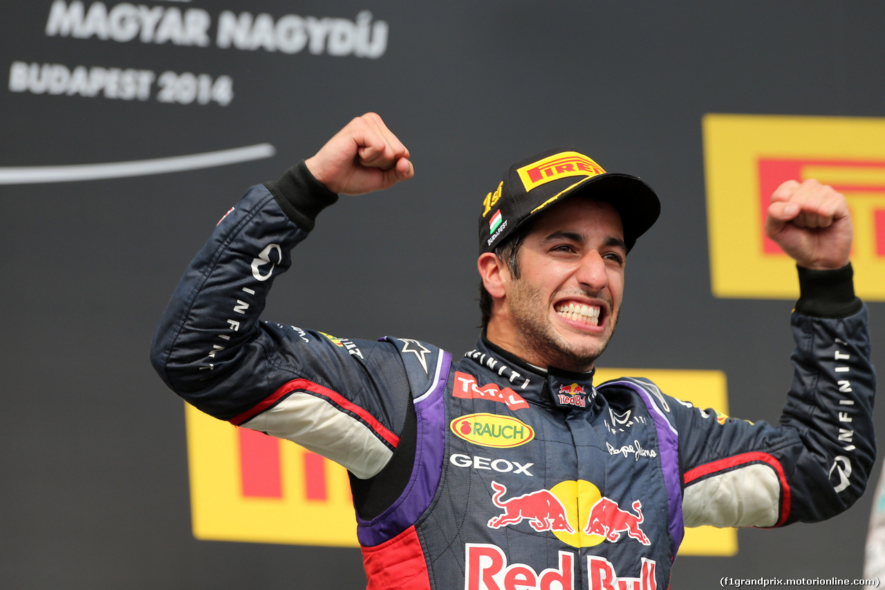 GP UNGHERIA, 27.07.2014- Gara, 1st position Daniel Ricciardo (AUS) Red Bull Racing RB10