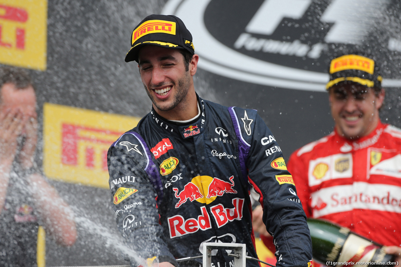 GP UNGHERIA, 27.07.2014- Gara, 1st position Daniel Ricciardo (AUS) Red Bull Racing RB10