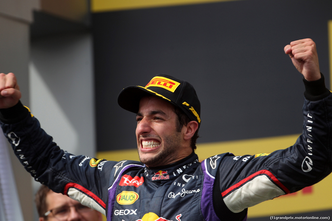 GP UNGHERIA, 27.07.2014- Gara, 1st position Daniel Ricciardo (AUS) Red Bull Racing RB10