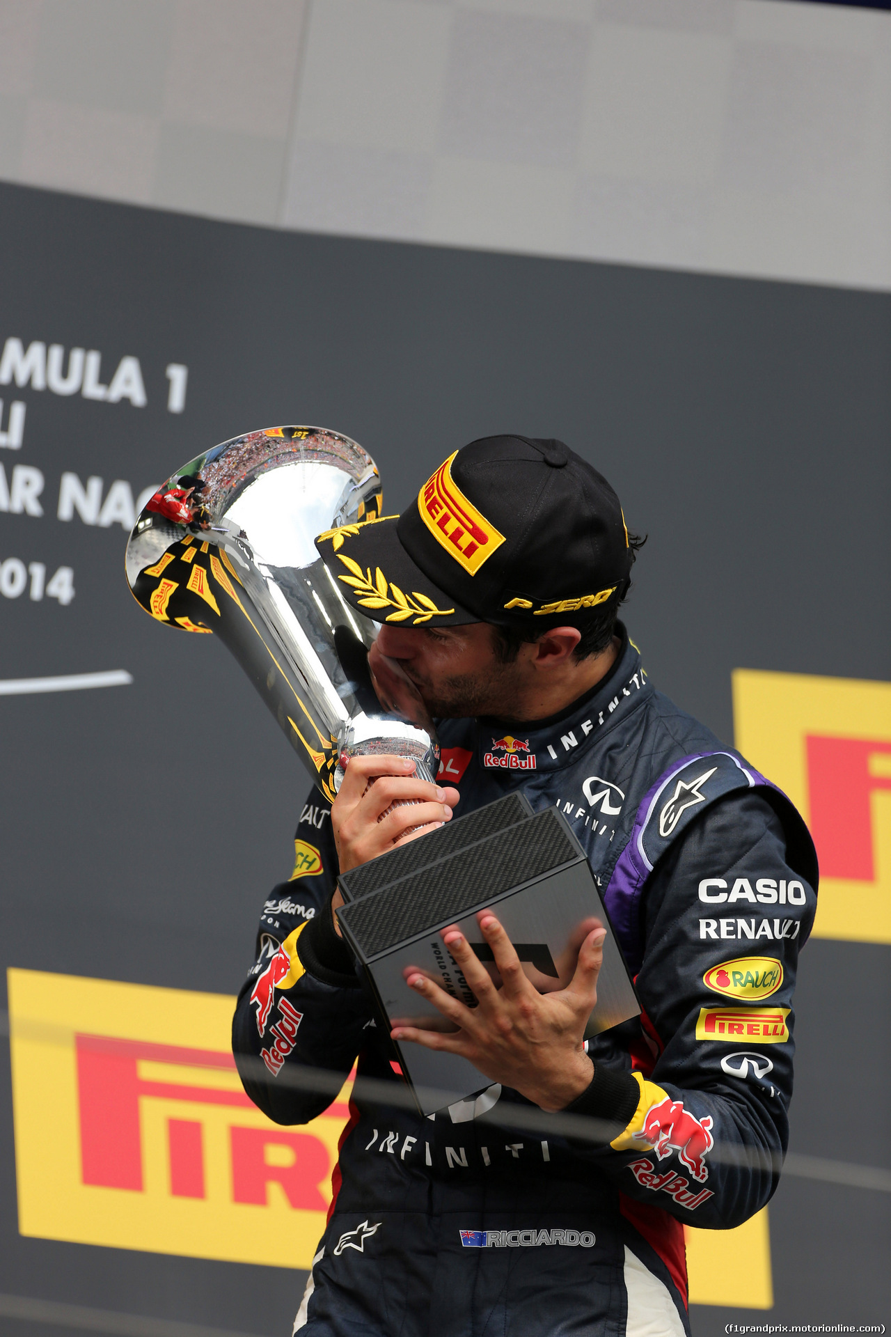 GP UNGHERIA, 27.07.2014- Gara, Daniel Ricciardo (AUS) Red Bull Racing RB10, vincitore