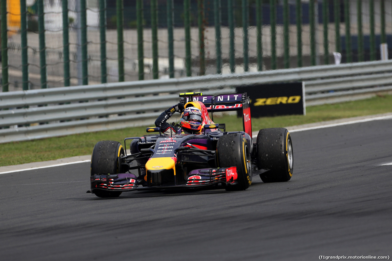 GP UNGHERIA, 27.07.2014- Gara, Daniel Ricciardo (AUS) Red Bull Racing RB10, vincitore