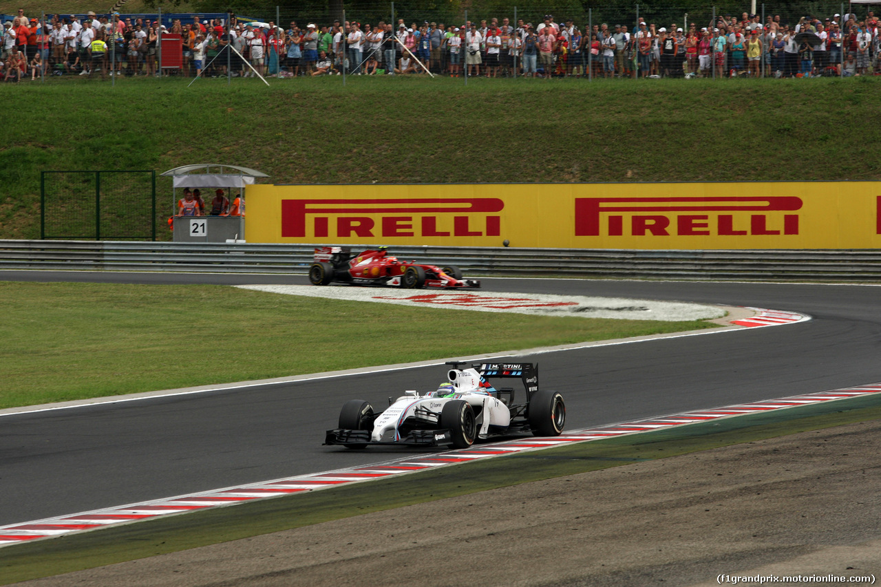 GP UNGHERIA, 27.07.2014- Gara, Felipe Massa (BRA) Williams F1 Team FW36 davanti a Kimi Raikkonen (FIN) Ferrari F14-T
