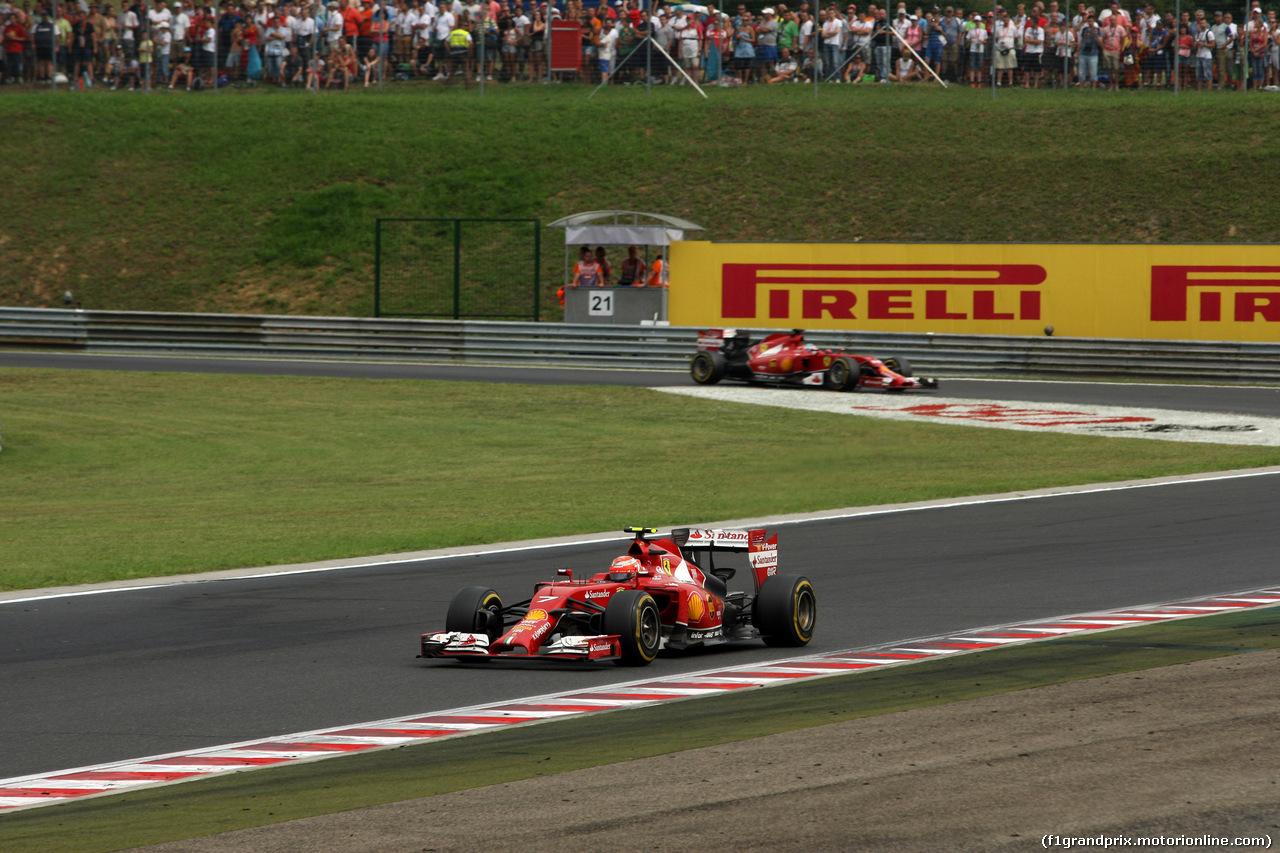 GP UNGHERIA, 27.07.2014- Gara, Kimi Raikkonen (FIN) Ferrari F14-T davanti a Fernando Alonso (ESP) Ferrari F14-T