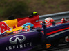 GP UNGHERIA, 27.07.2014- Gara, Sebastian Vettel (GER) Red Bull Racing RB10 e Kimi Raikkonen (FIN) Ferrari F14-T