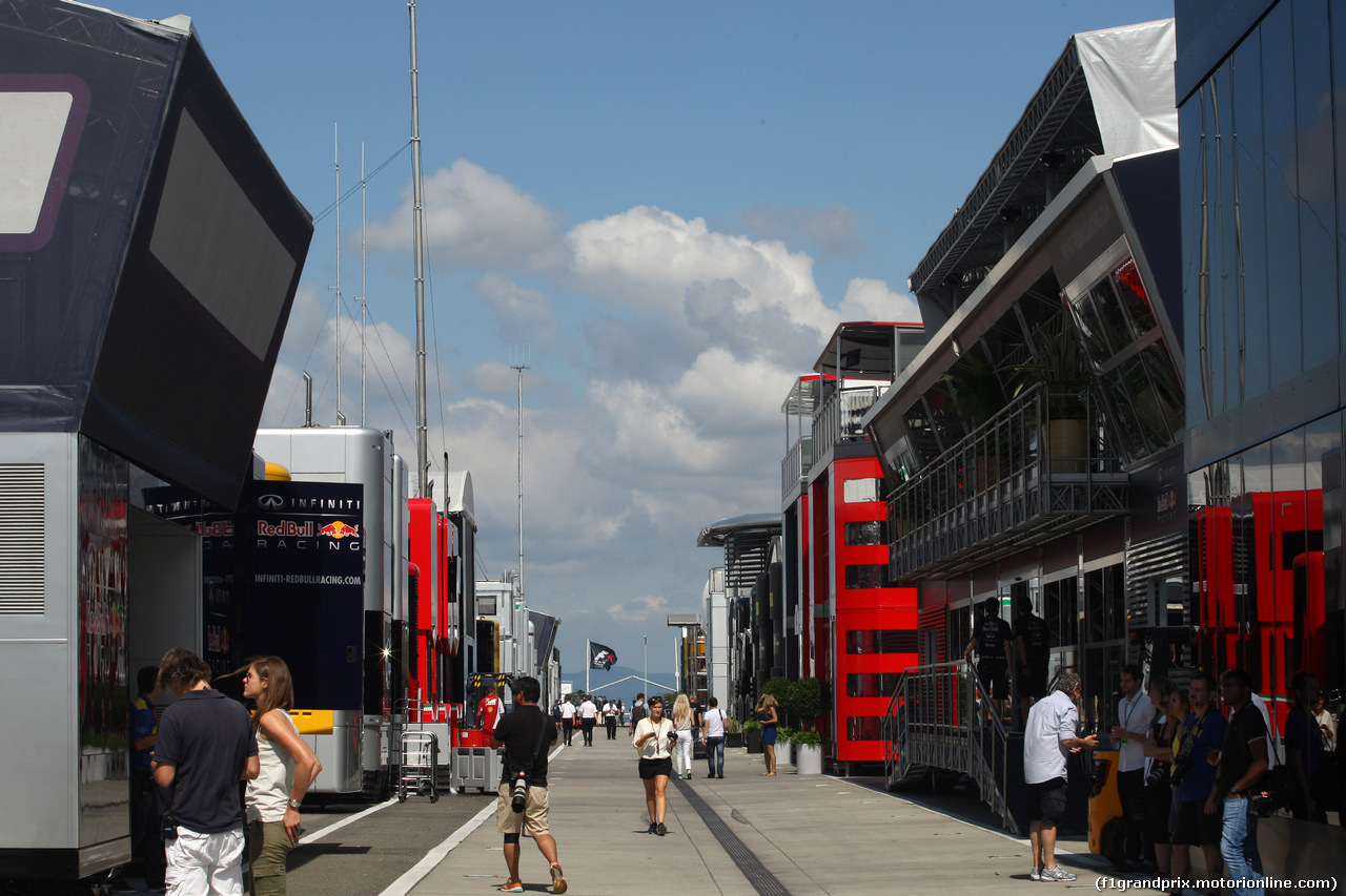 GP UNGHERIA, 24.07.2014- Paddock