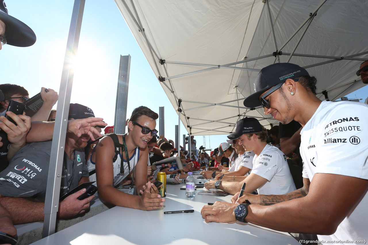 GP UNGHERIA, 24.07.2014- Autograph session, Lewis Hamilton (GBR) Mercedes AMG F1 W05 e Nico Rosberg (GER) Mercedes AMG F1 W05