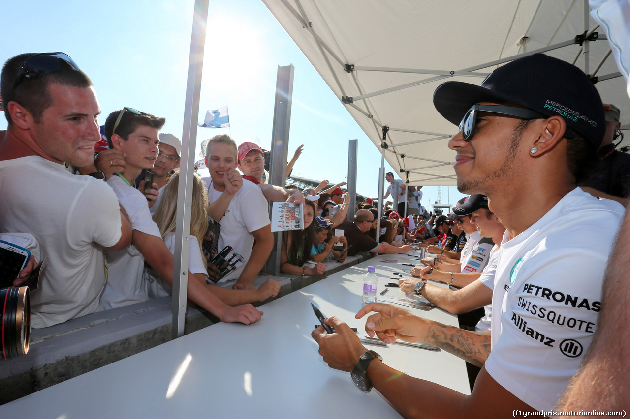 GP UNGHERIA, 24.07.2014- Autograph session, Lewis Hamilton (GBR) Mercedes AMG F1 W05