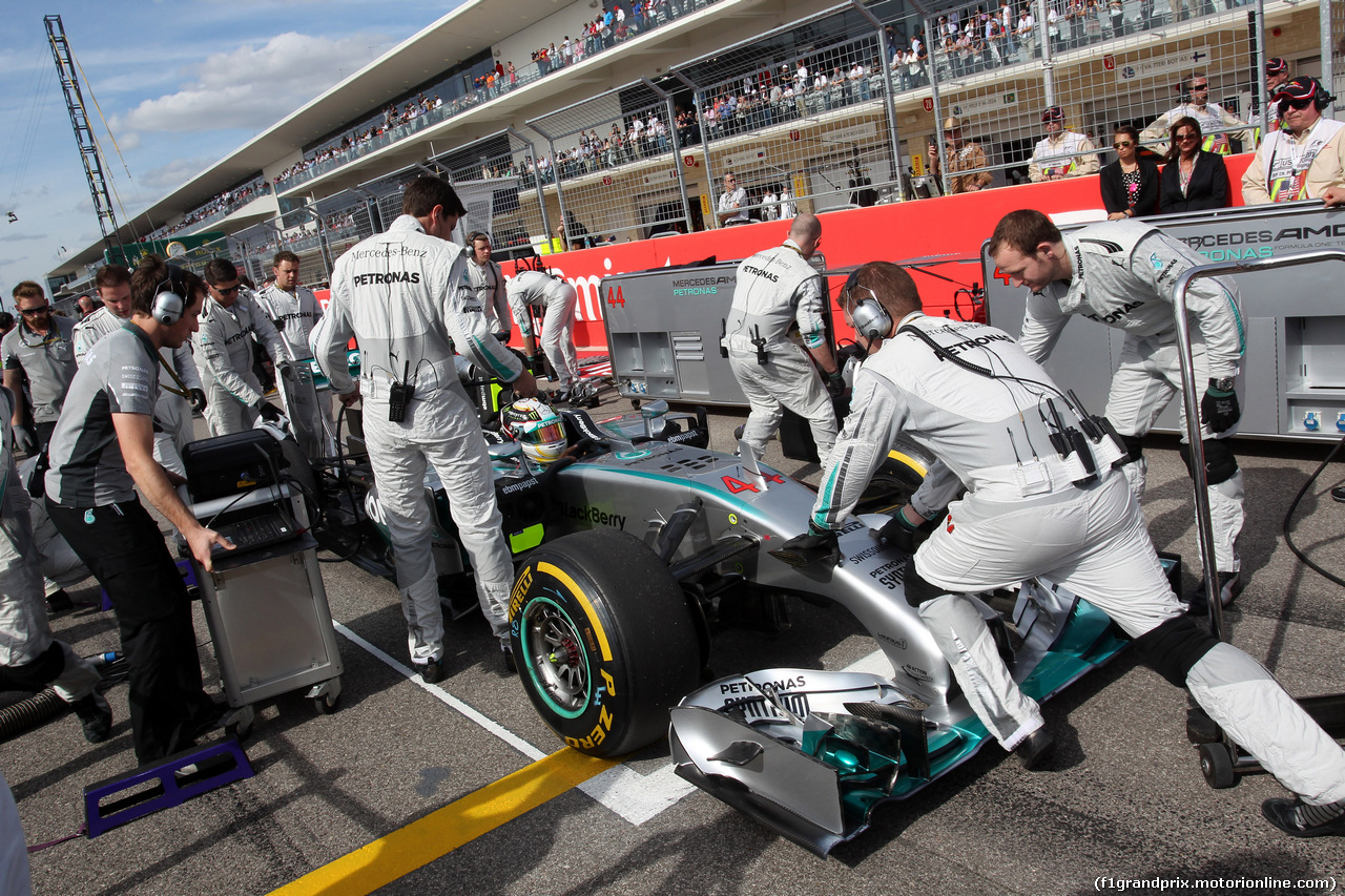 GP USA, 02.11.2014 - Gara, Lewis Hamilton (GBR) Mercedes AMG F1 W05