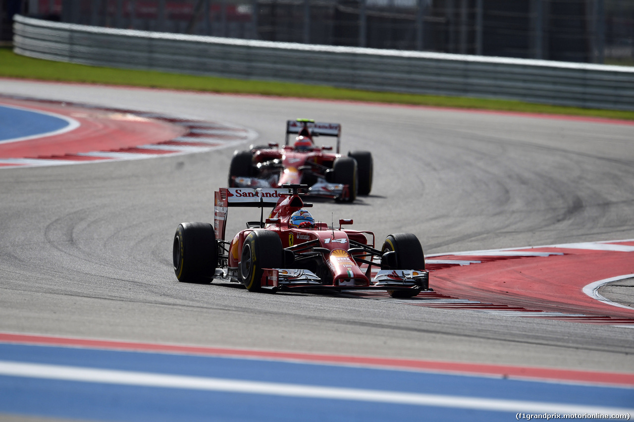 GP USA, 02.11.2014 - Gara, Fernando Alonso (ESP) Ferrari F14-T davanti a Kimi Raikkonen (FIN) Ferrari F14-T