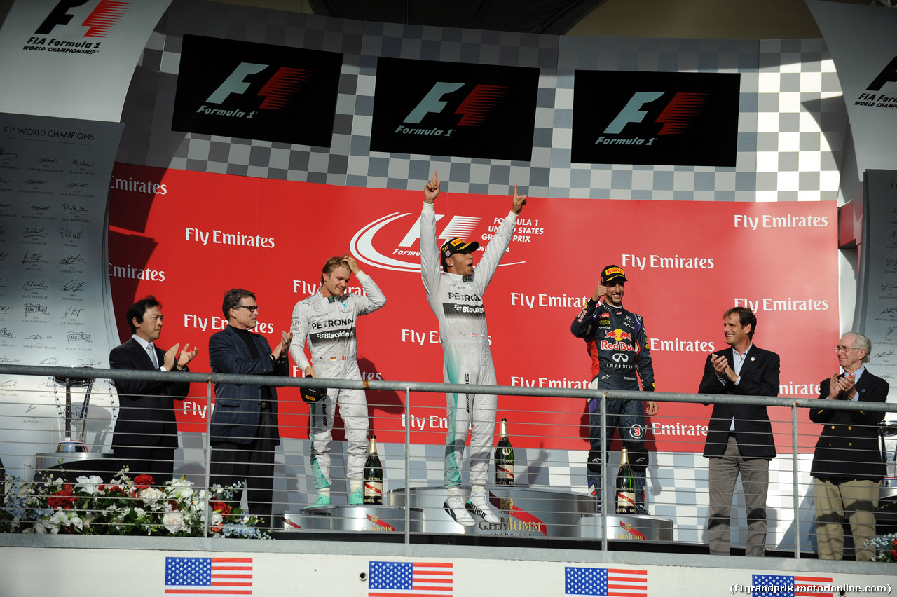 GP USA, 02.11.2014 - Gara, 1st position Lewis Hamilton (GBR) Mercedes AMG F1 W05, secondo Nico Rosberg (GER) Mercedes AMG F1 W05 e terzo Daniel Ricciardo (AUS) Red Bull Racing RB10
