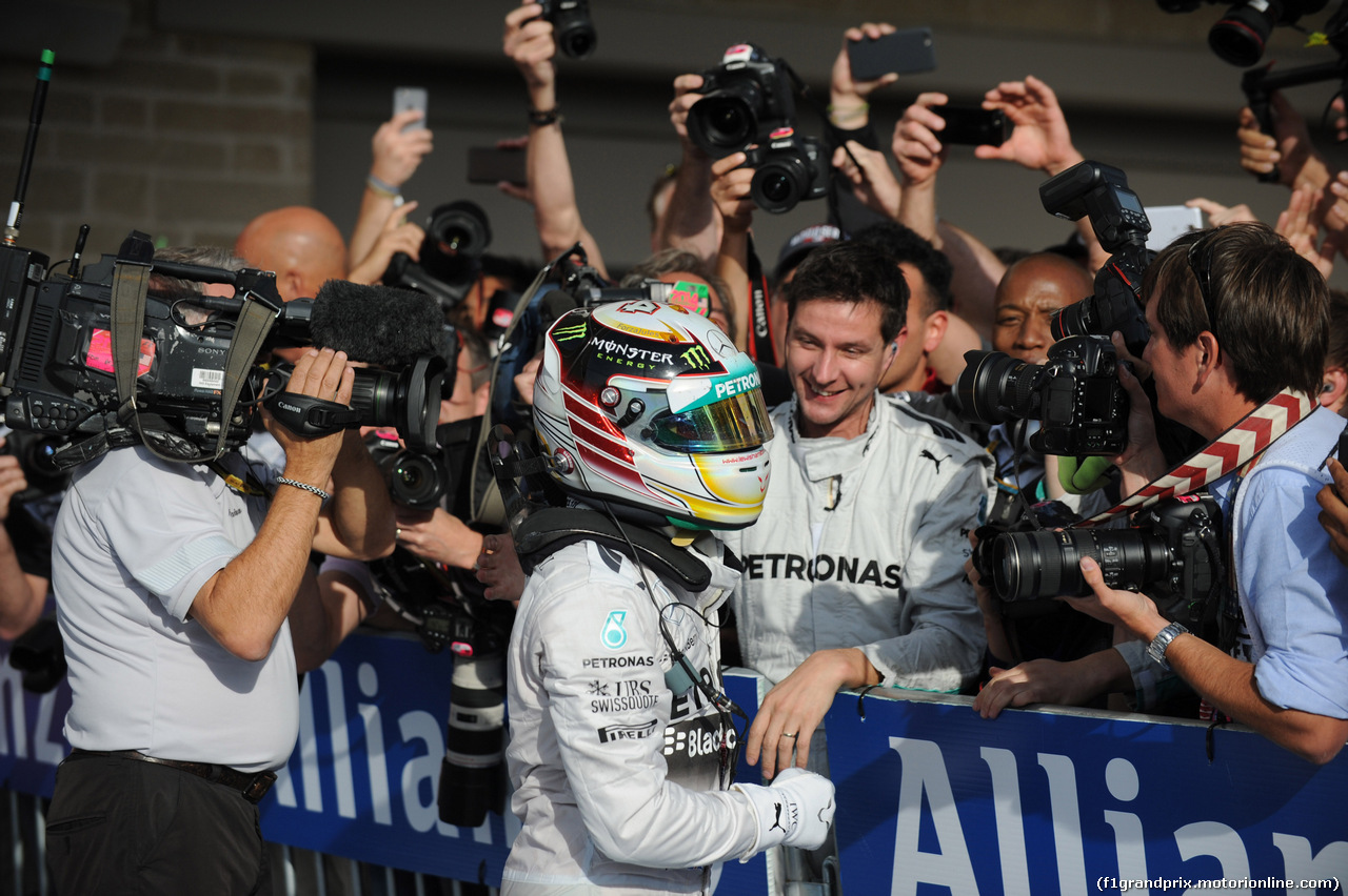 GP USA, 02.11.2014 - Gara, 1st position Lewis Hamilton (GBR) Mercedes AMG F1 W05