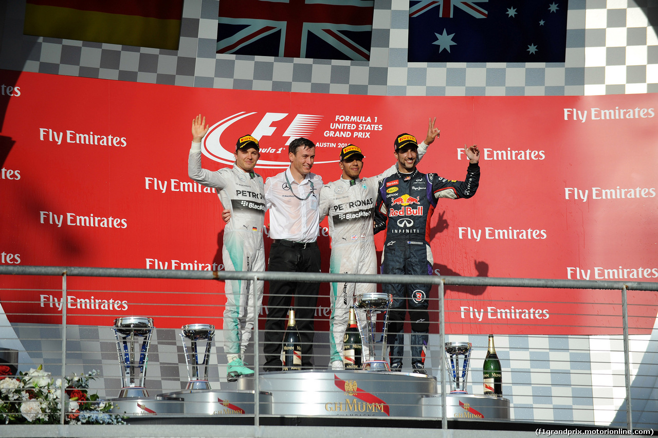 GP USA, 02.11.2014 - Gara, 1st position Lewis Hamilton (GBR) Mercedes AMG F1 W05, secondo Nico Rosberg (GER) Mercedes AMG F1 W05 e terzo Daniel Ricciardo (AUS) Red Bull Racing RB10