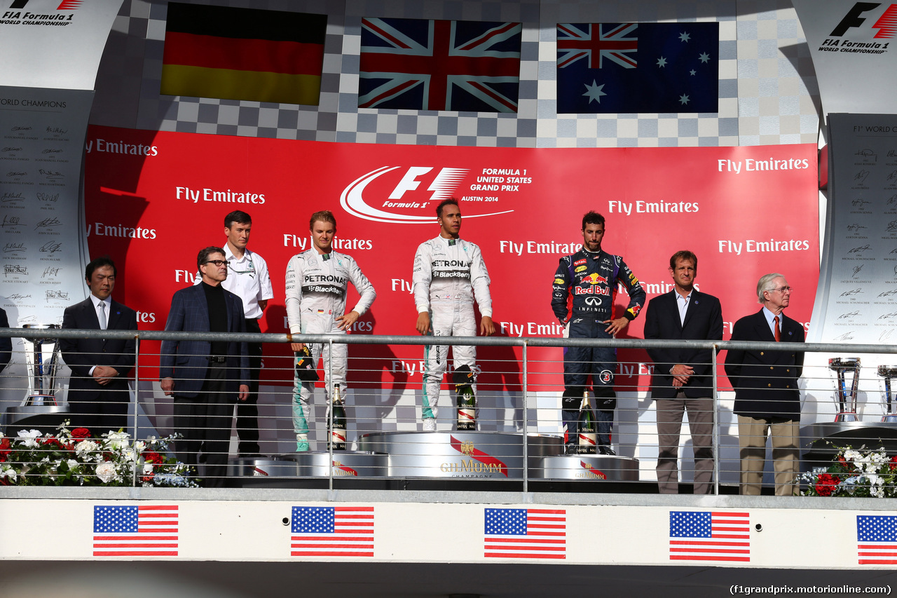 GP USA, 02.11.2014 - Gara, 1st position Lewis Hamilton (GBR) Mercedes AMG F1 W05, secondo Nico Rosberg (GER) Mercedes AMG F1 W05 e terzo Daniel Ricciardo (AUS) Red Bull Racing RB10