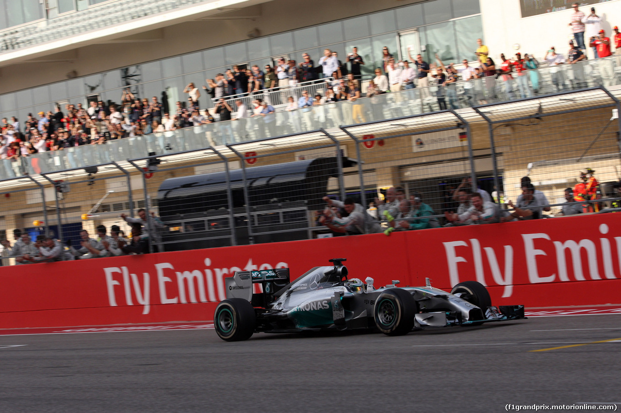 GP USA, 02.11.2014 - Gara, Lewis Hamilton (GBR) Mercedes AMG F1 W05 vincitore