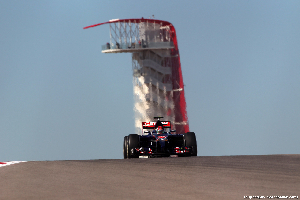 GP USA, 31.10.2014 - Prove Libere 1, Daniil Kvyat (RUS) Scuderia Toro Rosso STR9