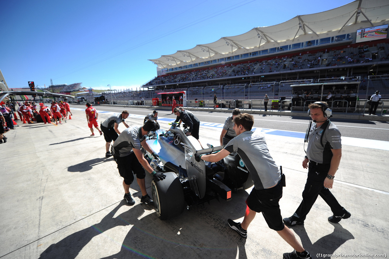 GP USA, 31.10.2014 - Prove Libere 2, Nico Rosberg (GER) Mercedes AMG F1 W05