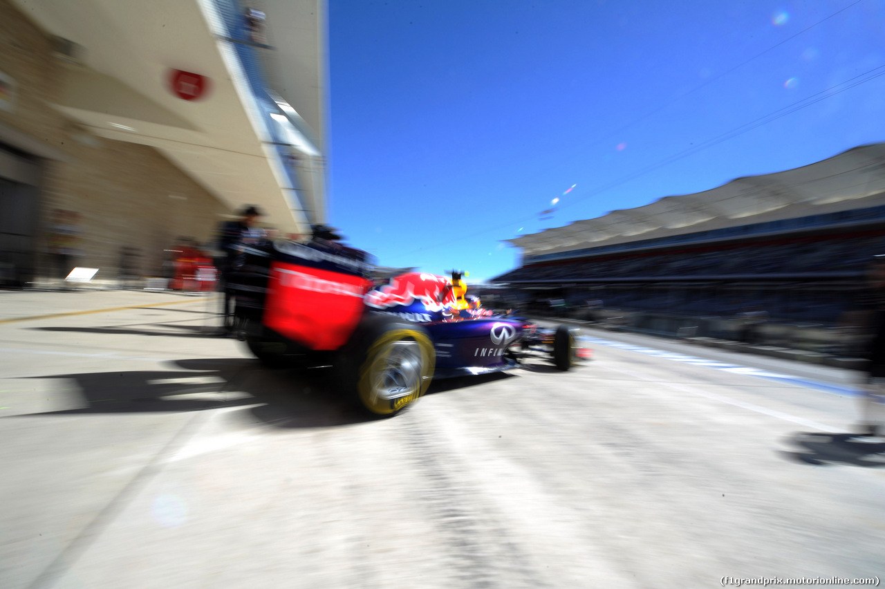 GP USA, 31.10.2014 - Prove Libere 2, Daniel Ricciardo (AUS) Red Bull Racing RB10