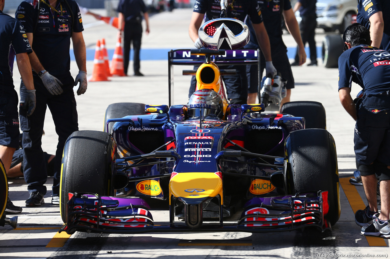 GP USA, 31.10.2014 - Prove Libere 2, Sebastian Vettel (GER) Red Bull Racing RB10