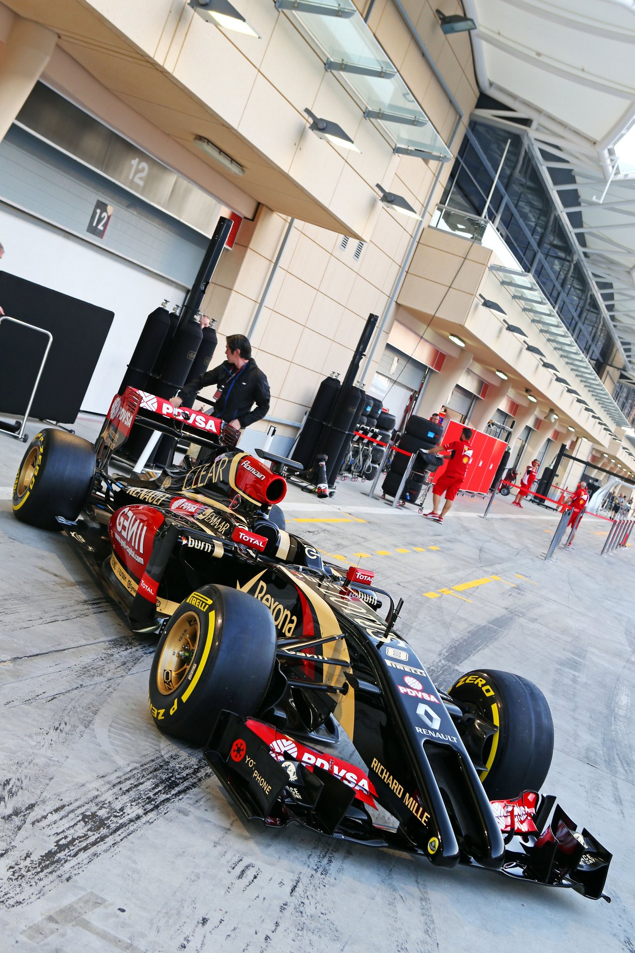 LOTUS F1 E22, The Lotus F1 E22.
20.02.2014. Formula One Testing, Bahrain Test One, Day Two, Sakhir, Bahrain.