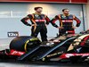 LOTUS F1 E22, (L to R): Romain Grosjean (FRA) Lotus F1 Team with team mate Pastor Maldonado (VEN) Lotus F1 Team Lotus as the F1 E22 is officially unveiled.
20.02.2014. Formula One Testing, Bahrain Test One, Day Two, Sakhir, Bahrain.