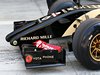 LOTUS F1 E22, Romain Grosjean (FRA) Lotus F1 E22 front wing e nosecone detail.
19.02.2014. Formula One Testing, Bahrain Test One, Day One, Sakhir, Bahrain.