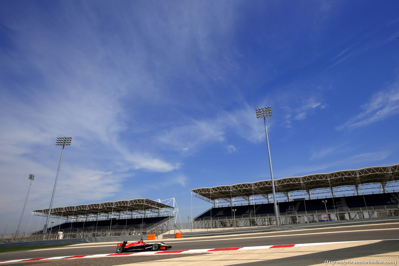 TEST BAHRAIN 08 APRILE, Max Chilton (GBR), Marussia F1 Team 
08.04.2014. Formula One Testing, Bahrain Test, Day One, Sakhir, Bahrain.