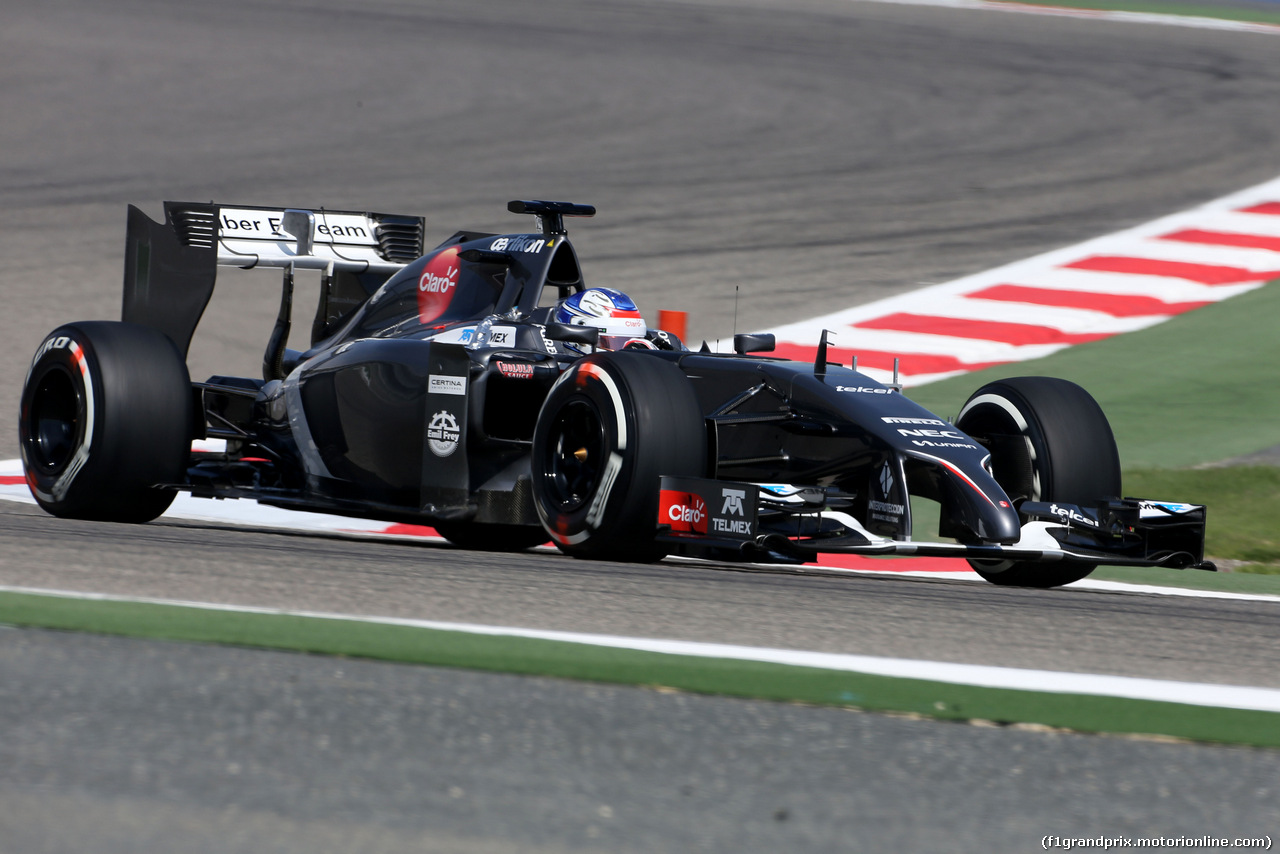 TEST BAHRAIN 08 APRILE, Sergey Sirotkin (RUS), test driver, Sauber F1 Team 
08.04.2014. Formula One Testing, Bahrain Test, Day One, Sakhir, Bahrain.