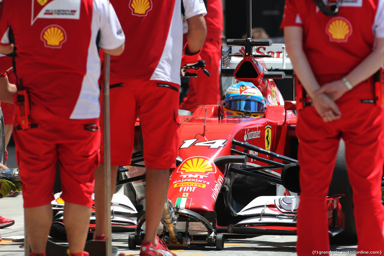 TEST BAHRAIN 08 APRILE, Fernando Alonso (ESP), Ferrari 
08.04.2014. Formula One Testing, Bahrain Test, Day One, Sakhir, Bahrain.