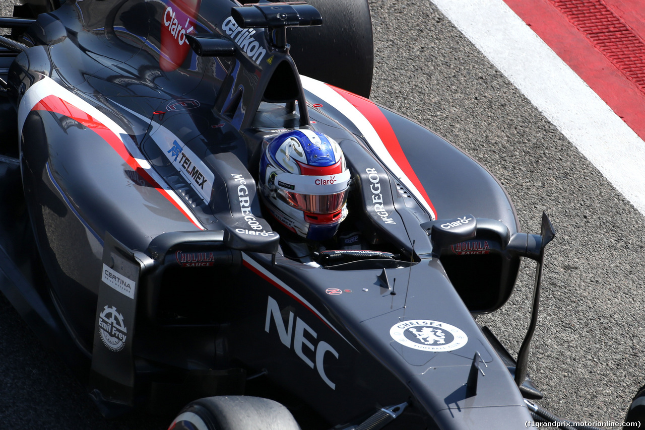 TEST BAHRAIN 08 APRILE, Sergey Sirotkin (RUS), test driver, Sauber F1 Team 
08.04.2014. Formula One Testing, Bahrain Test, Day One, Sakhir, Bahrain.