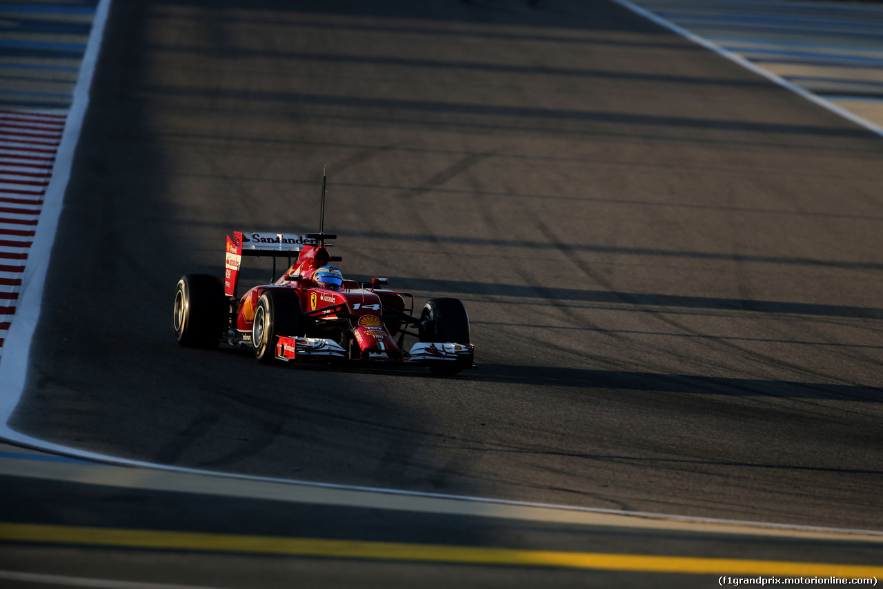 TEST BAHRAIN 08 APRILE, Fernando Alonso (ESP), Ferrari 
08.04.2014. Formula One Testing, Bahrain Test, Day One, Sakhir, Bahrain.