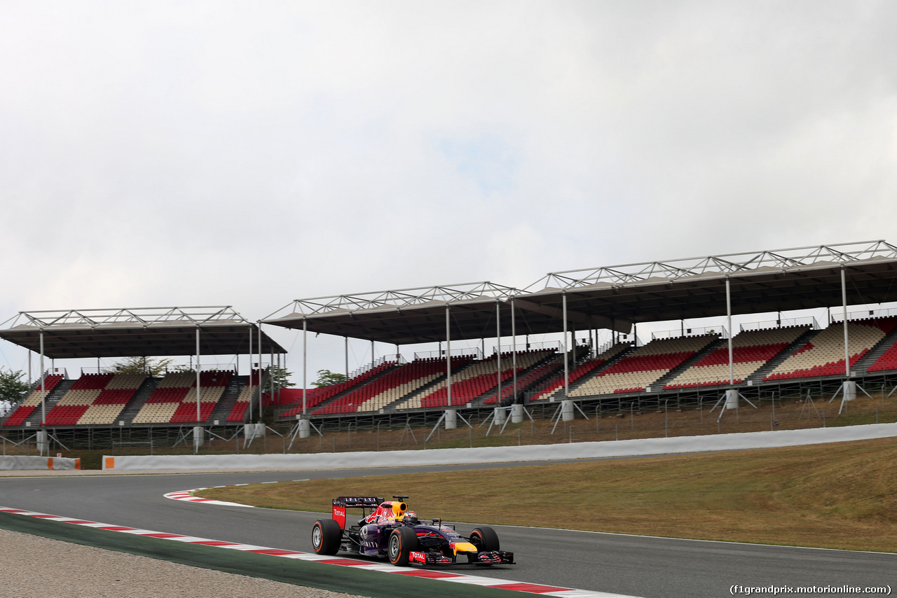 TEST BARCELLONA 13 MAGGIO, Sebastien Buemi (SUI), Third driver, Red Bull Racing   
13.05.2014. Formula One Testing, Barcelona, Spain, Day One.