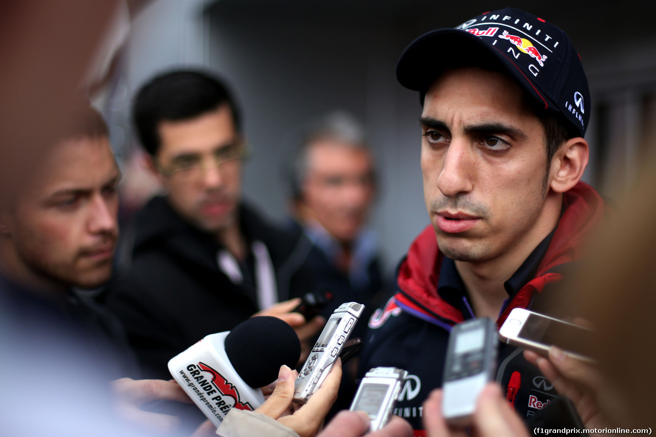TEST BARCELLONA 13 MAGGIO, Sebastien Buemi (SUI), Third driver, Red Bull Racing   
13.05.2014. Formula One Testing, Barcelona, Spain, Day One.