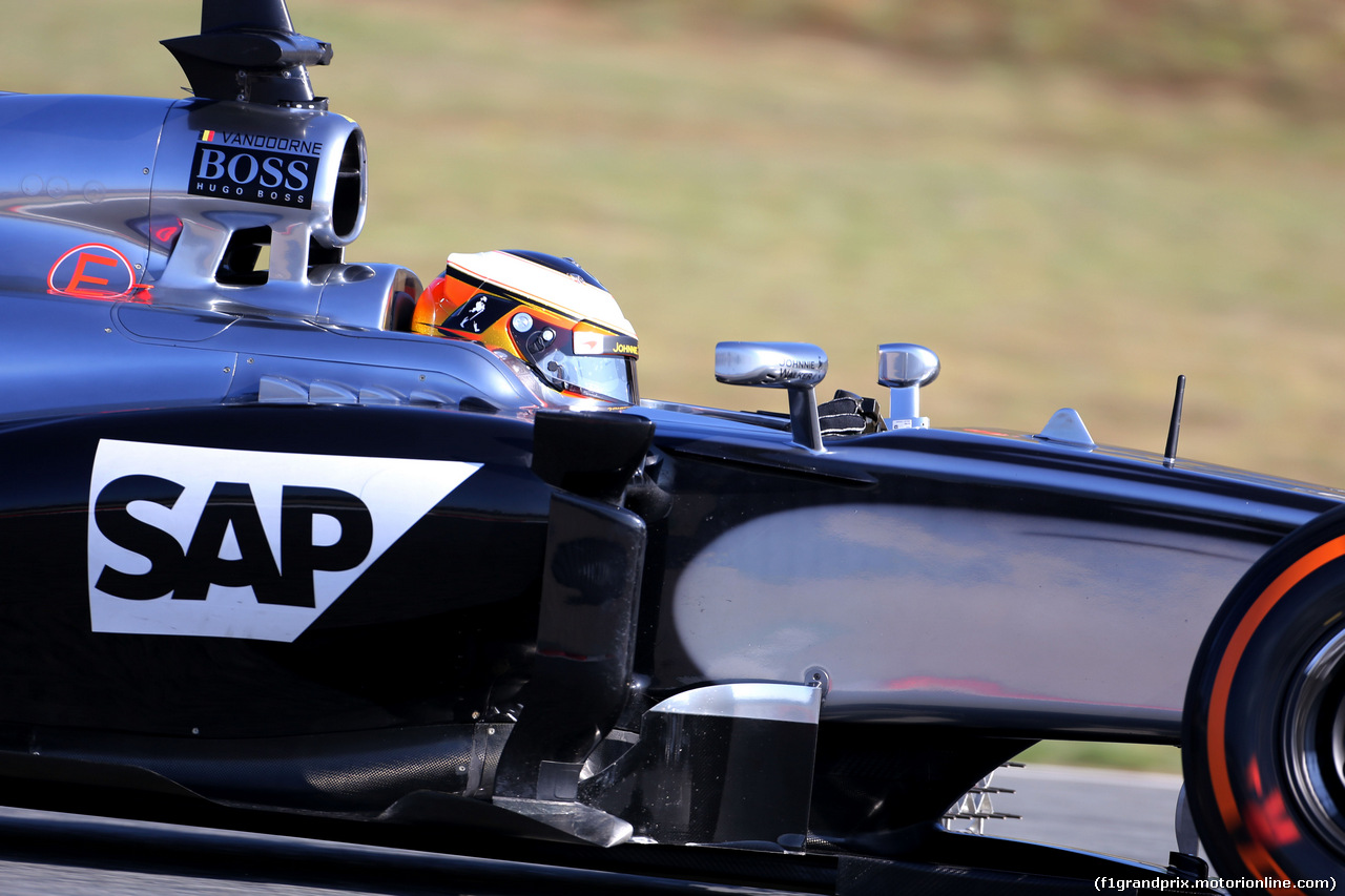 TEST BARCELLONA 14 MAGGIO, Stoffel Vandoorne (BEL), third driver, McLaren F1 Team 
14.05.2014. Formula One Testing, Barcelona, Spain, Day Two.