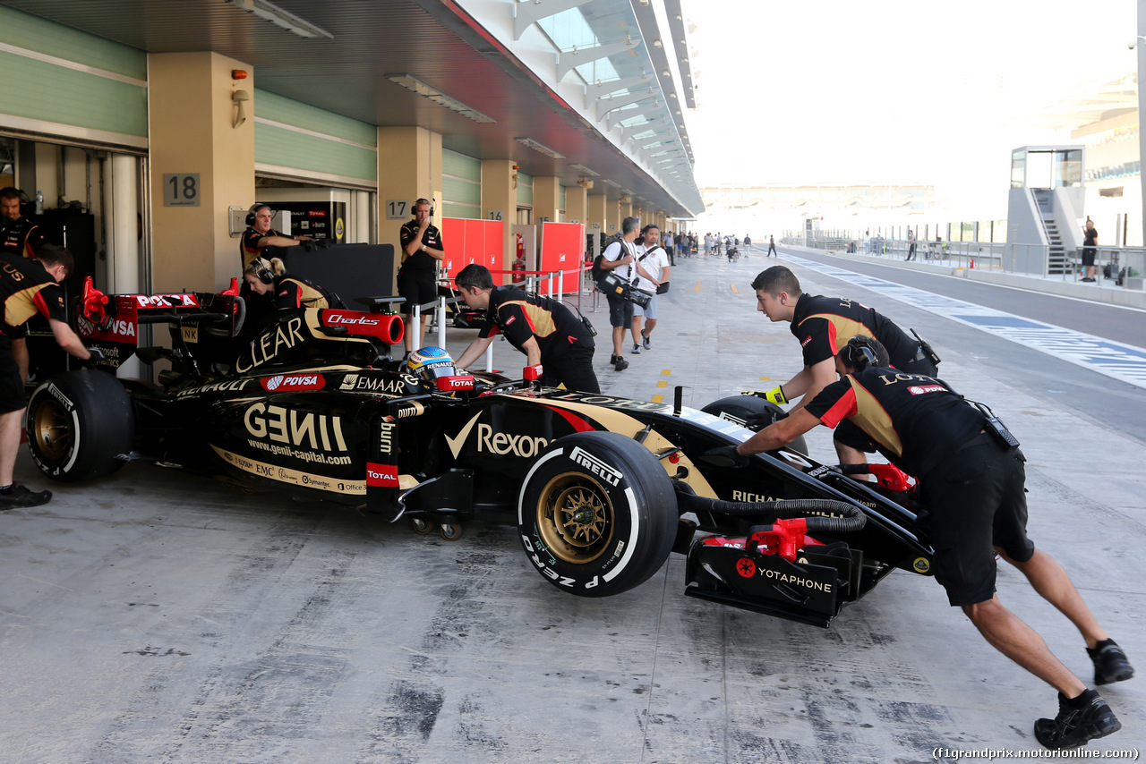 TEST F1 ABU DHABI 25 NOVEMBRE, Charles Pic (FRA), Third Driver, Lotus F1 Team 
25.11.2014.