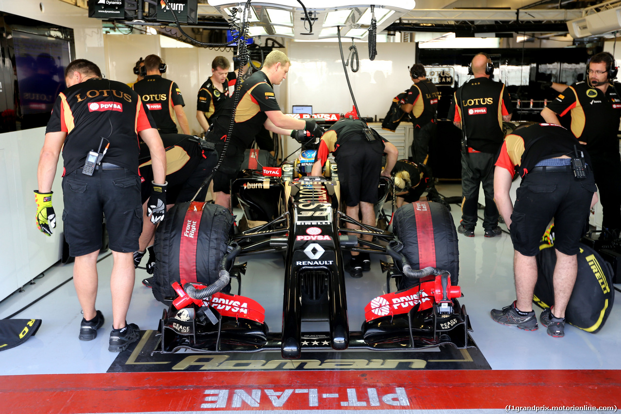 TEST F1 ABU DHABI 25 NOVEMBRE, Charles Pic (FRA), Third Driver, Lotus F1 Team 
25.11.2014.