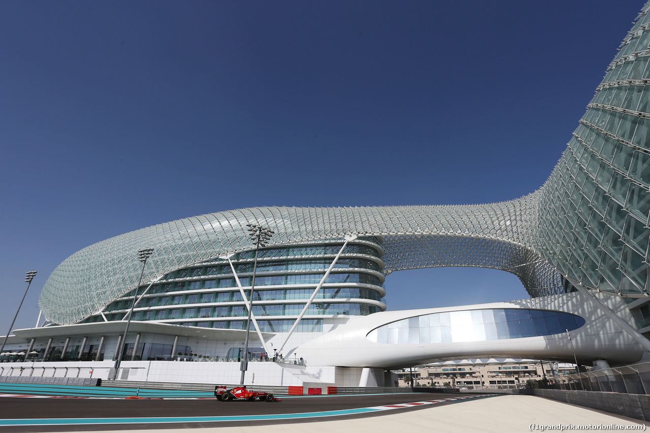 TEST F1 ABU DHABI 25 NOVEMBRE