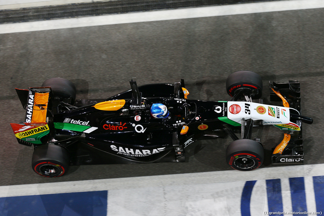 TEST F1 ABU DHABI 25 NOVEMBRE