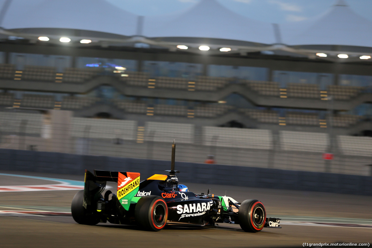 TEST F1 ABU DHABI 25 NOVEMBRE