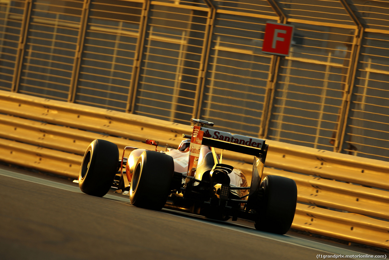 TEST F1 ABU DHABI 25 NOVEMBRE, Kimi Raikkonen (FIN), Ferrari 
25.11.2014.