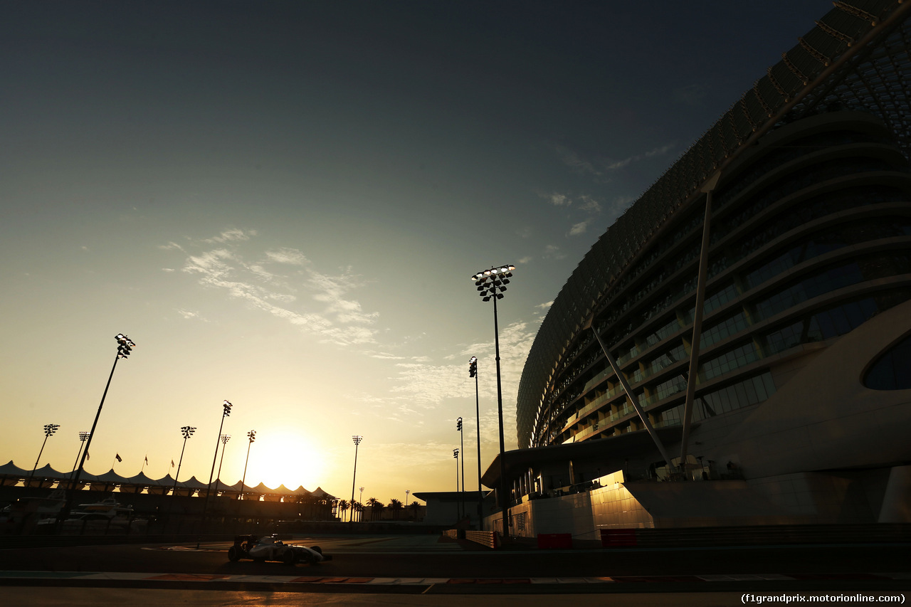 TEST F1 ABU DHABI 25 NOVEMBRE, Valtteri Bottas (FIN) Williams FW36.
25.11.2014.