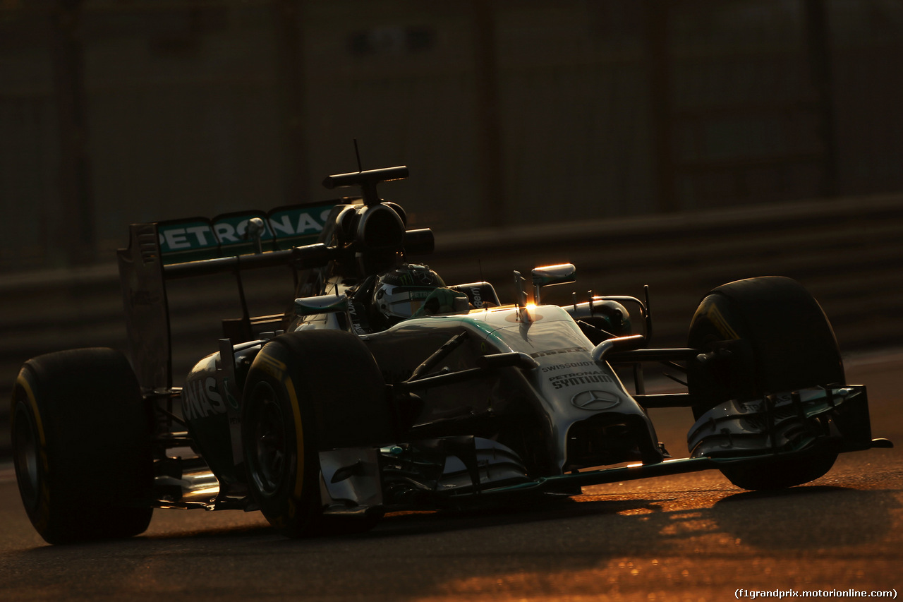 TEST F1 ABU DHABI 25 NOVEMBRE, Nico Rosberg (GER) Mercedes AMG F1 W05.
25.11.2014.
