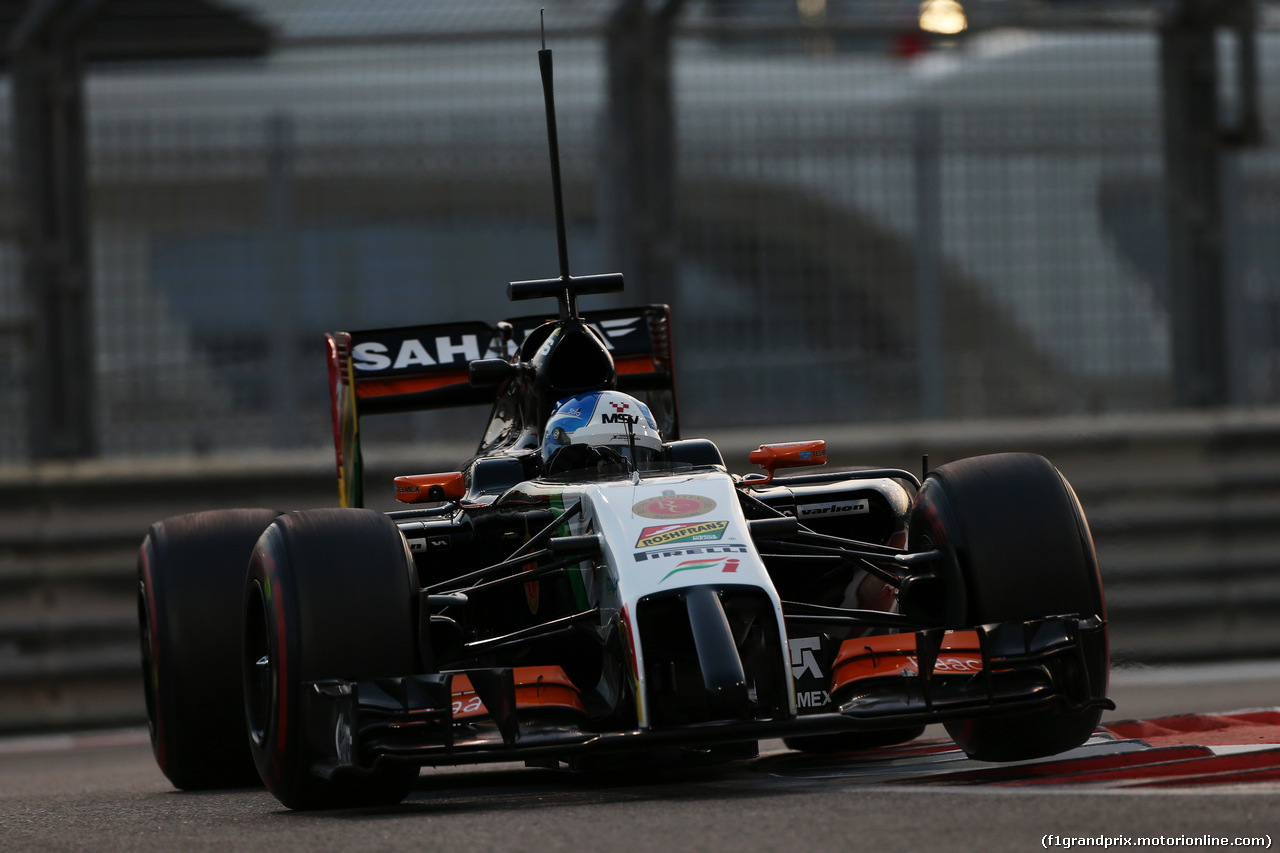 TEST F1 ABU DHABI 25 NOVEMBRE, Jolyon Palmer (GBR) Sahara Force India F1 VJM07 Test Driver.
25.11.2014.
