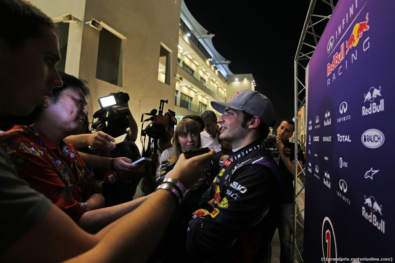 TEST F1 ABU DHABI 26 NOVEMBRE