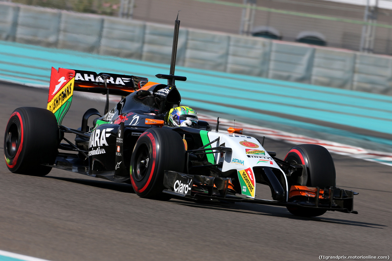 TEST F1 ABU DHABI 26 NOVEMBRE