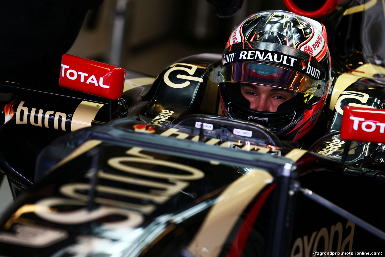 TEST F1 ABU DHABI 26 NOVEMBRE, Esteban Ocon (FRA) Lotus F1 E22 Test Driver.
26.11.2014.