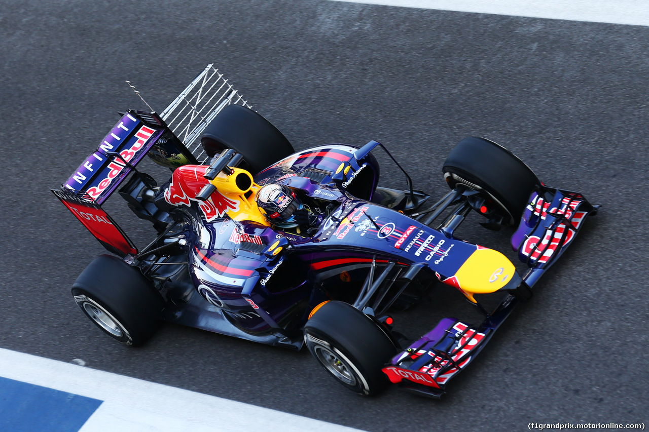 TEST F1 ABU DHABI 26 NOVEMBRE